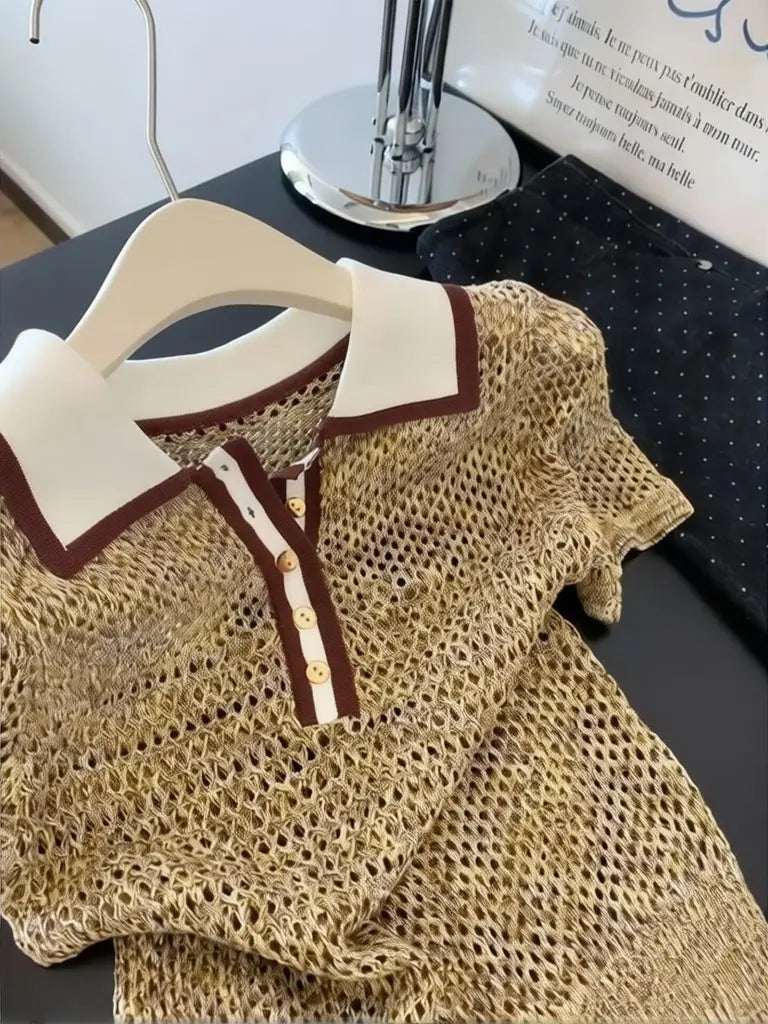 تي شيرت نسائي كاجوال محبوك لامع بأكمام قصيرة وياقة بولو، بتصميم مجوف، لون بني، ملابس صيفية مستوحاة من طراز التسعينات.