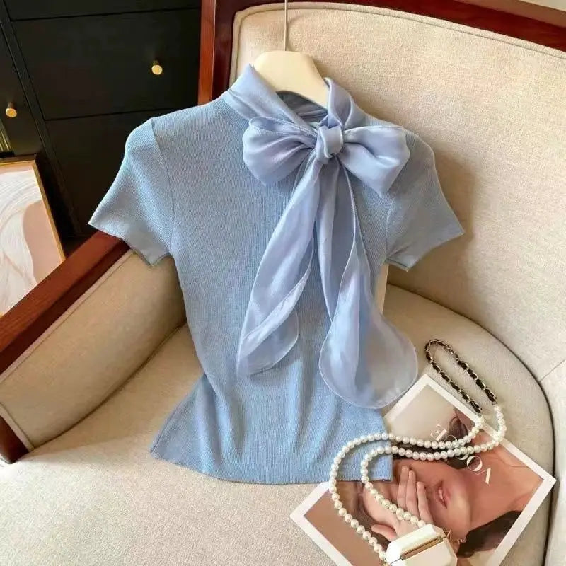 تي شيرت نسائي صيفي محبوك بأكمام قصيرة، أنيق وفاخر بربطة فيونكة، تصميم كوري جذاب، ملابس عمل أساسية سادة، بقصة ضيقة.