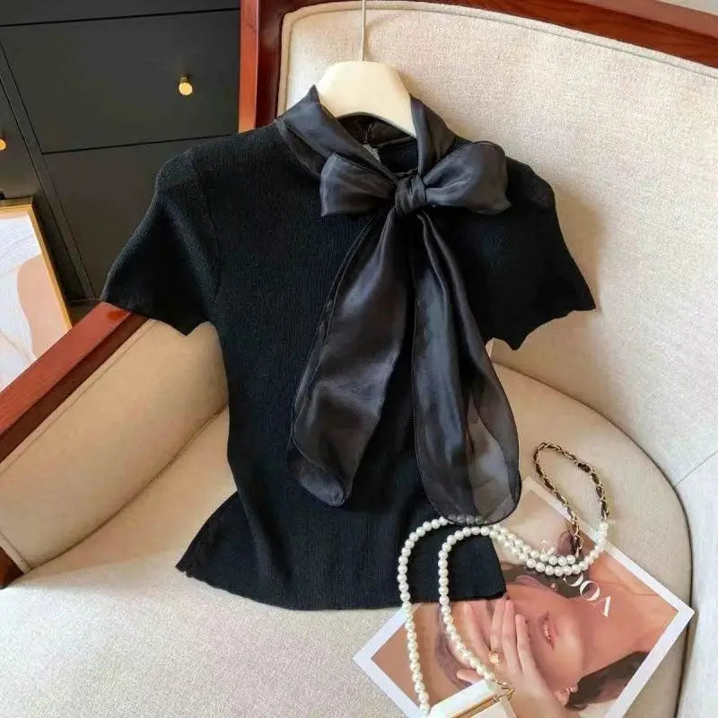 تي شيرت نسائي صيفي محبوك بأكمام قصيرة، أنيق وفاخر بربطة فيونكة، تصميم كوري جذاب، ملابس عمل أساسية سادة، بقصة ضيقة.